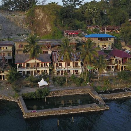 Sibayak Guesthouse Tuk Tuk Exteriör bild