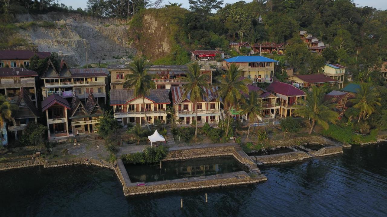 Sibayak Guesthouse Tuk Tuk Exteriör bild