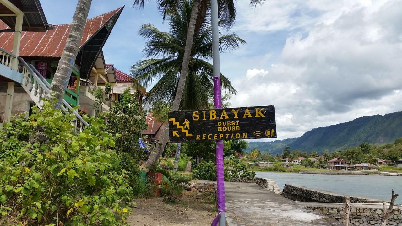 Sibayak Guesthouse Tuk Tuk Exteriör bild