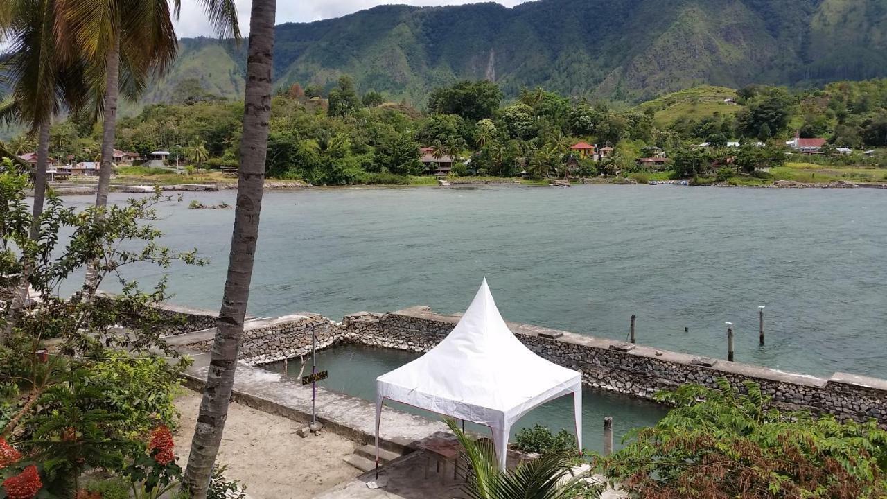 Sibayak Guesthouse Tuk Tuk Exteriör bild